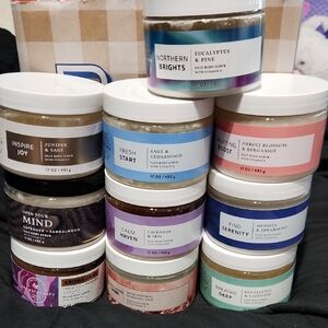 Eucalyptus & Pine Body Scrub 10